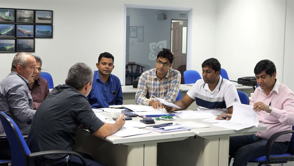 Fuel Efficiency Management - Deck Officers