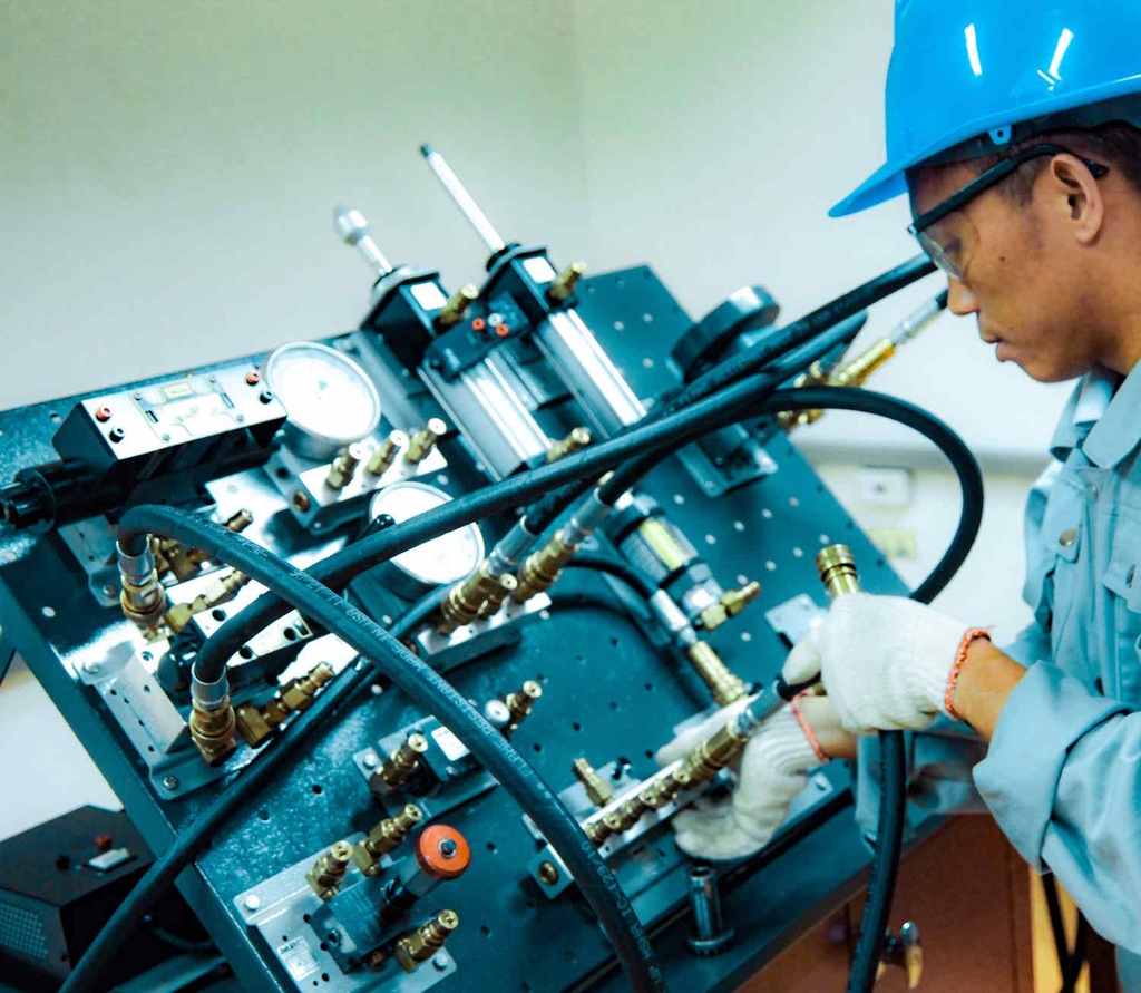 Hydraulics for Marine Applications