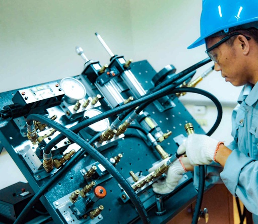 [ENG09] Hydraulics for Marine Applications