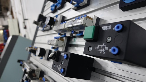 [ENG14] Pneumatics for Marine Applications